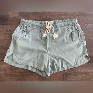 ❌SOLD❌ Upwest All Around Short